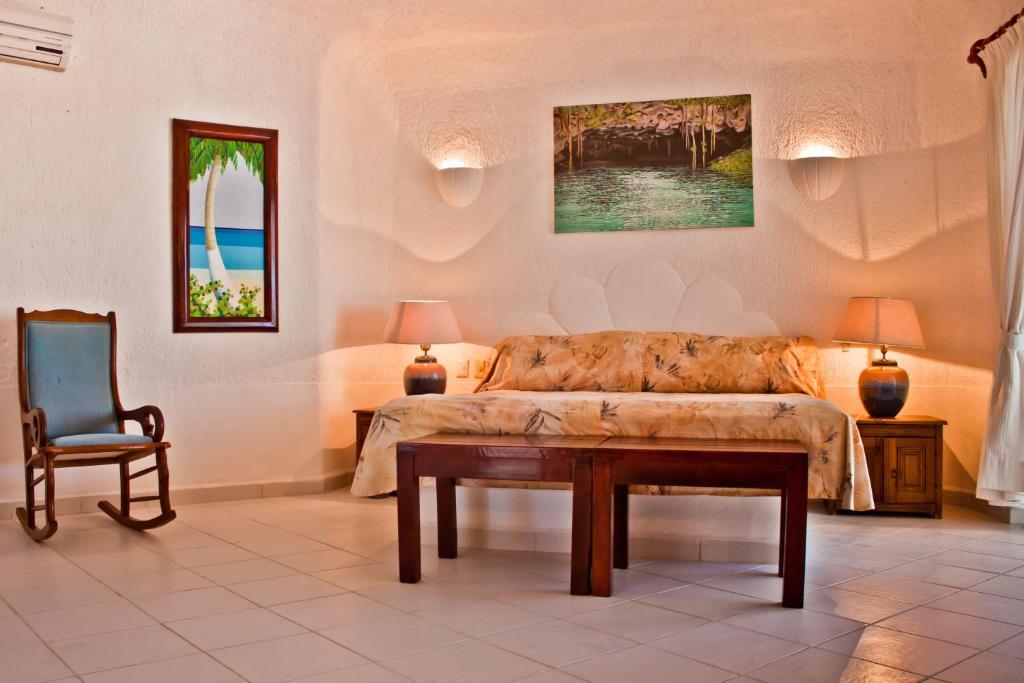 Villas Flamingo Akumal Room photo