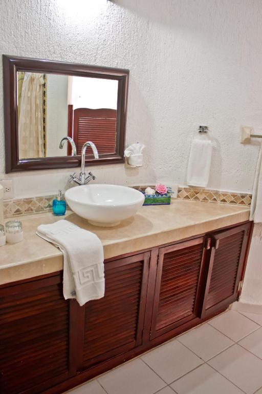 Villas Flamingo Akumal Room photo