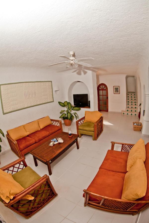 Villas Flamingo Akumal Room photo
